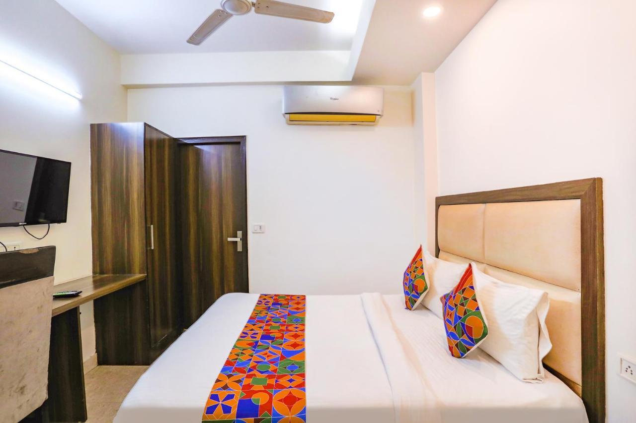 Fabhotel Jpm The Grand Bella - Nr Nehru Place Market Nova Deli Exterior foto